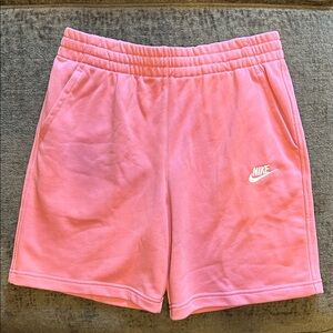 Nike Sportswear Club Fleece
Big Kids' French Terry Shorts